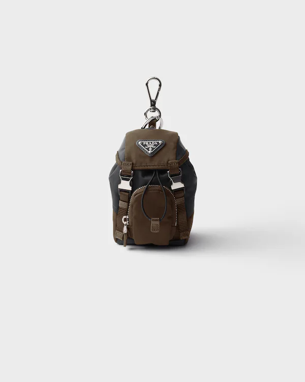 Mini Charm de chaveiro Re-Nylon com ícone