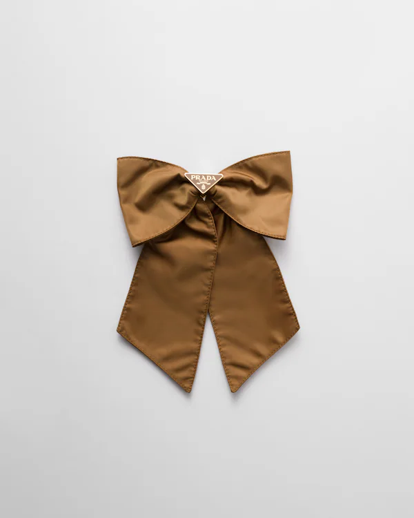Grampo para cabelo em Re-Nylon