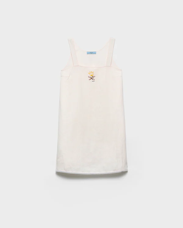 Vestido curto em tecido com efeito texturizado e brilhante
