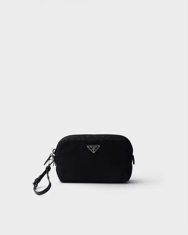 Bolsa pequena em Re-Nylon