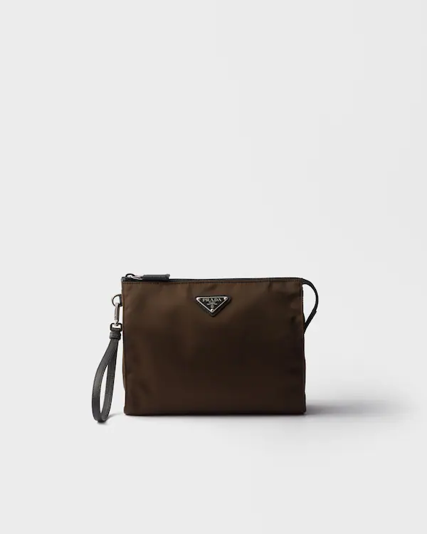 Necessaire de Re-Nylon e couro Saffiano