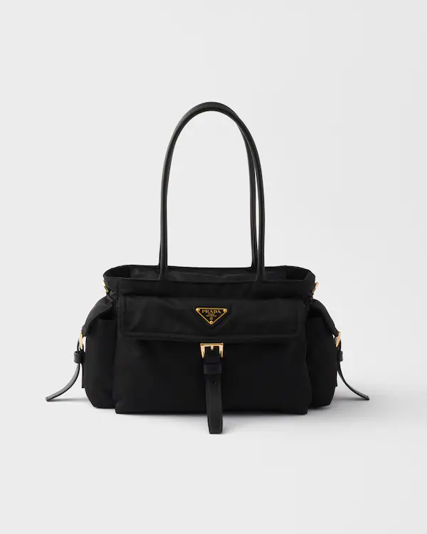 Bolsa tote média Prada Explore em Re-Nylon e couro