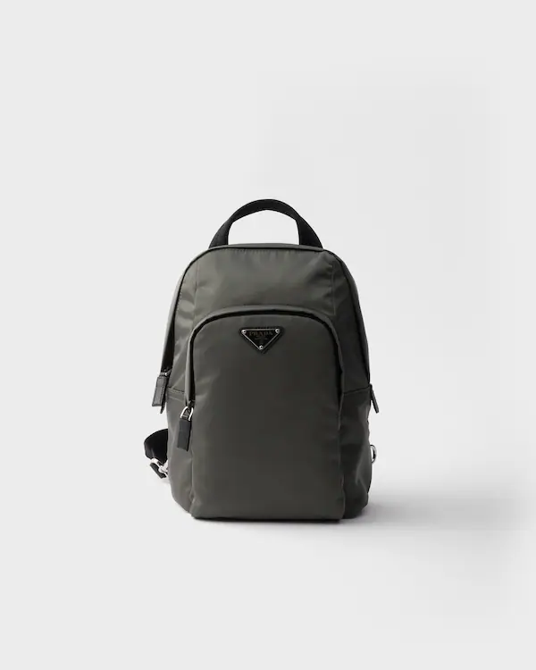 Mochila de Re-Nylon e couro Saffiano