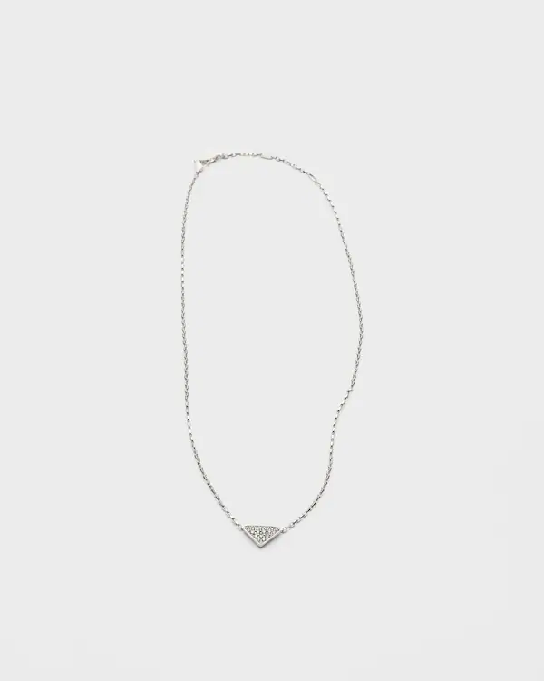 Colar pingente micro triângulo Eternal Gold em ouro branco e diamantes